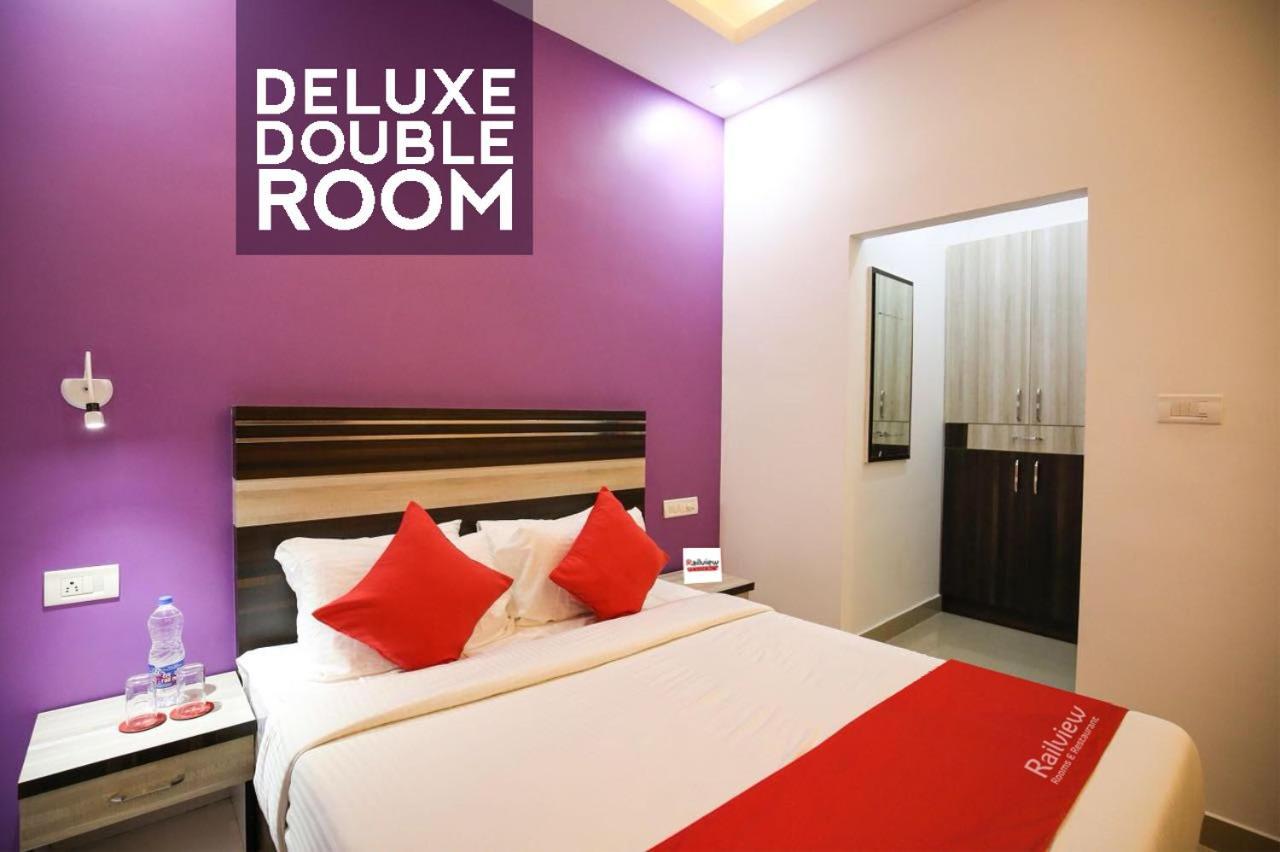 Hotel Railview Residency Alappuzha Esterno foto